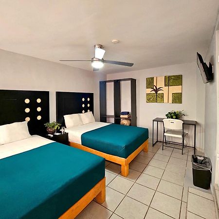 Hotel Del Refugio Гуадалахара Екстериор снимка